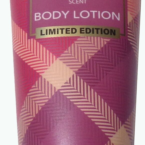 SPARKLING CASHMERE HAND & BODY LOTION 5.5 Oz Each LIMITED EDITION (Set of 2) - Picture 3 of 3